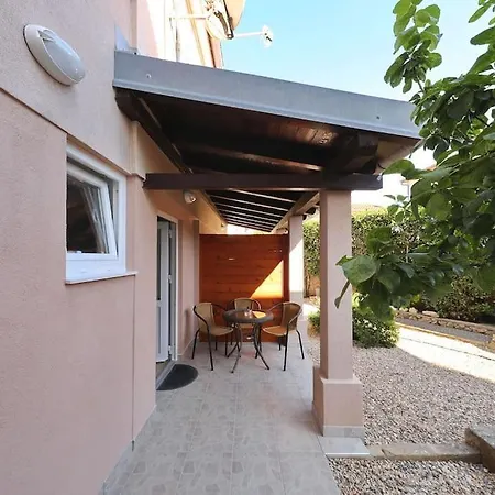 Kraljicina Plaza Apartment Nin