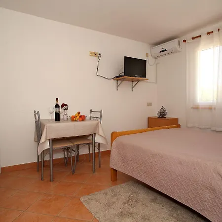 Apartment Kraljicina Plaza
